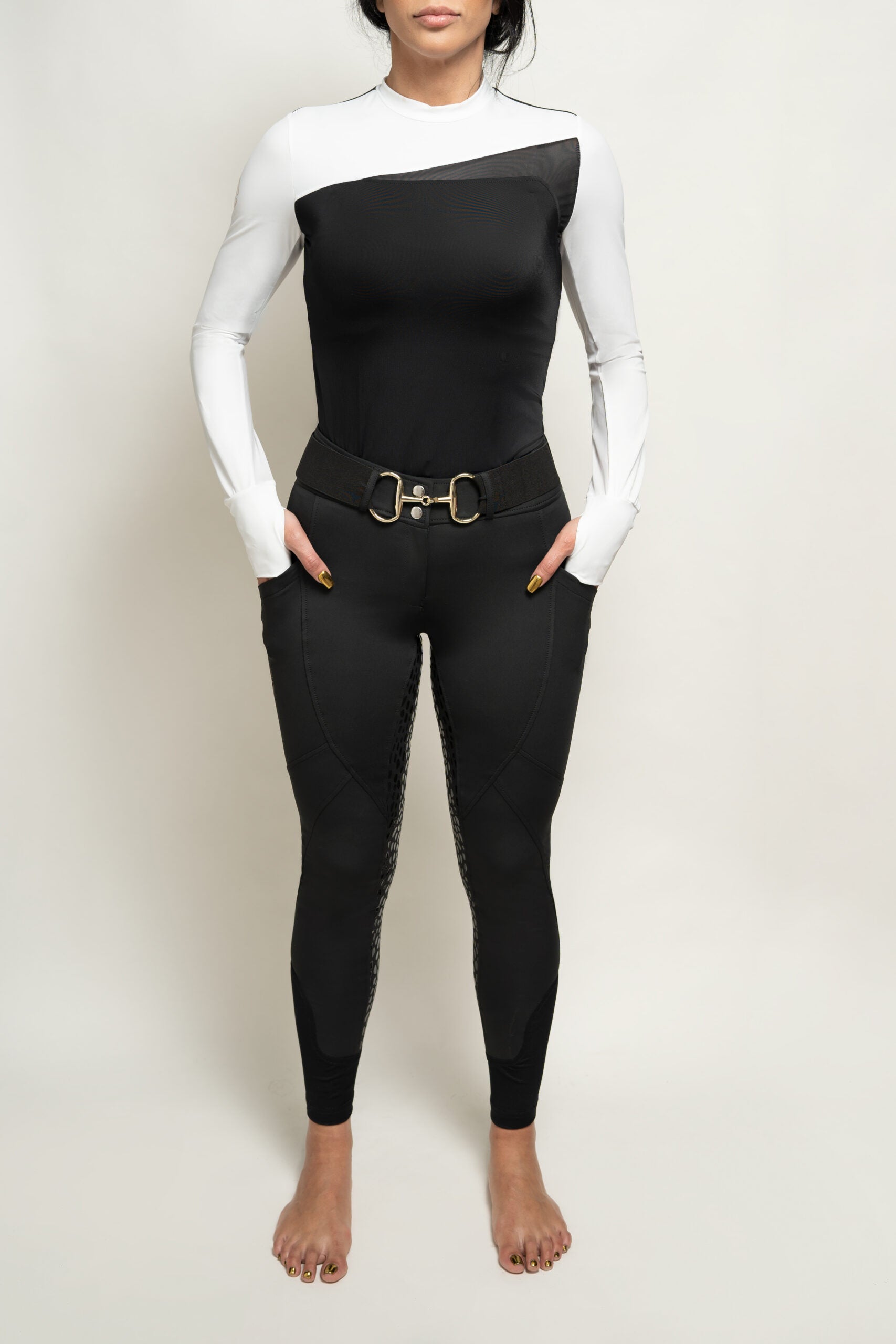 Chloe Performance Top (White/Black)