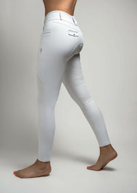 Elevate Pro (White outside, lined black inside)