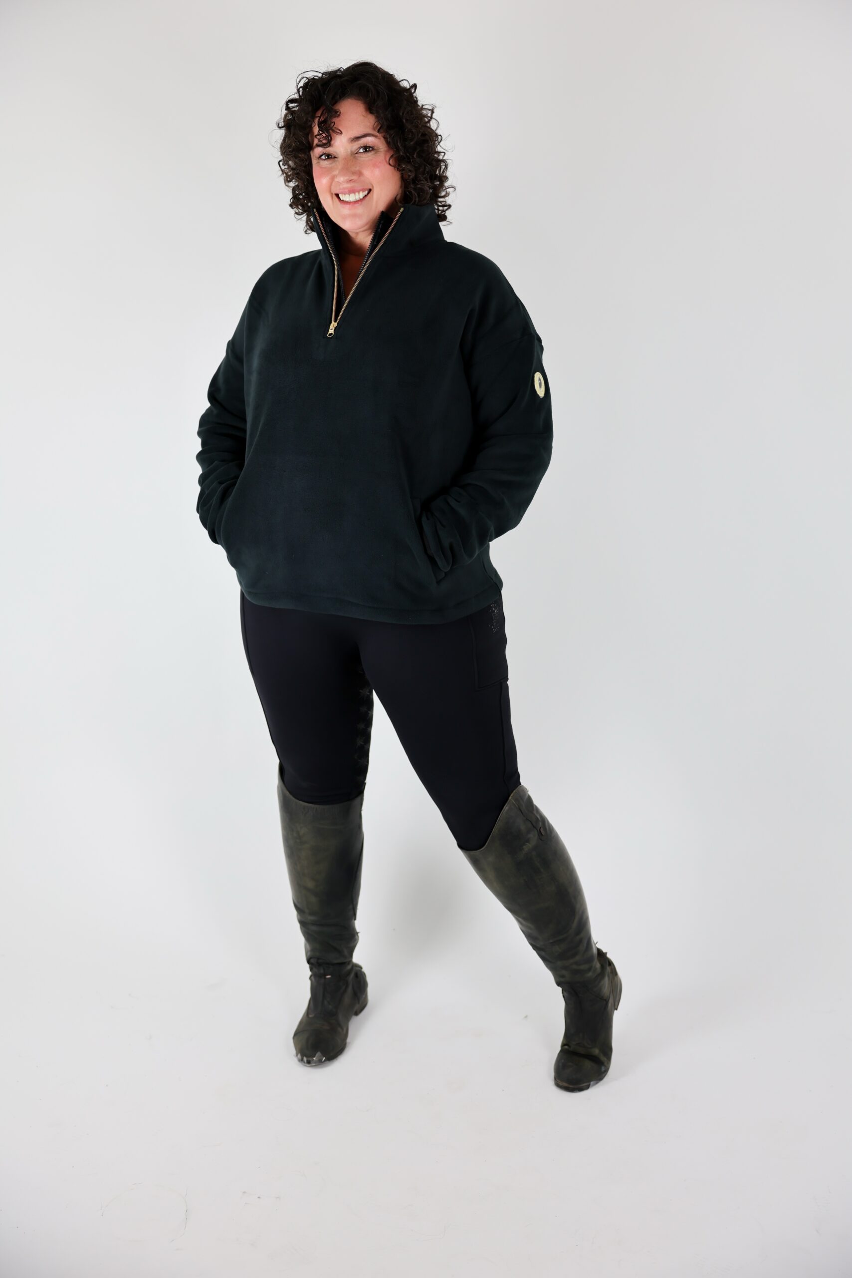 Cozy Pull over (Black)