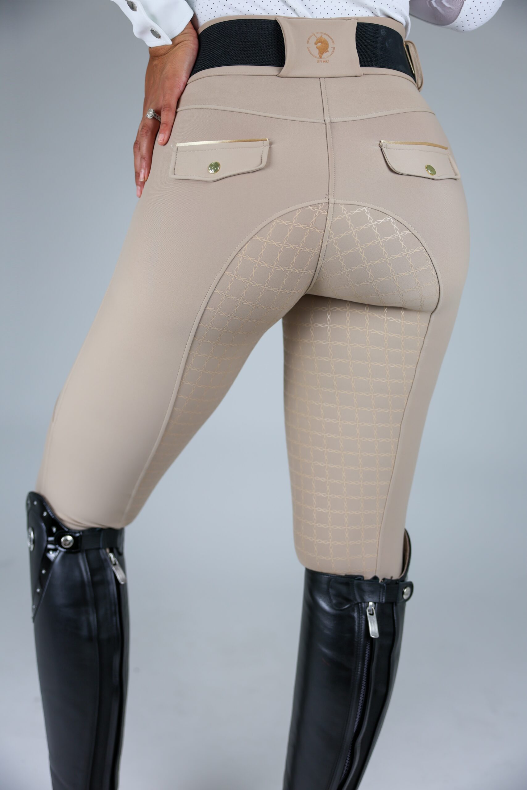 Hunter Pro FULL SEAT (Tan outside, lined black inside)