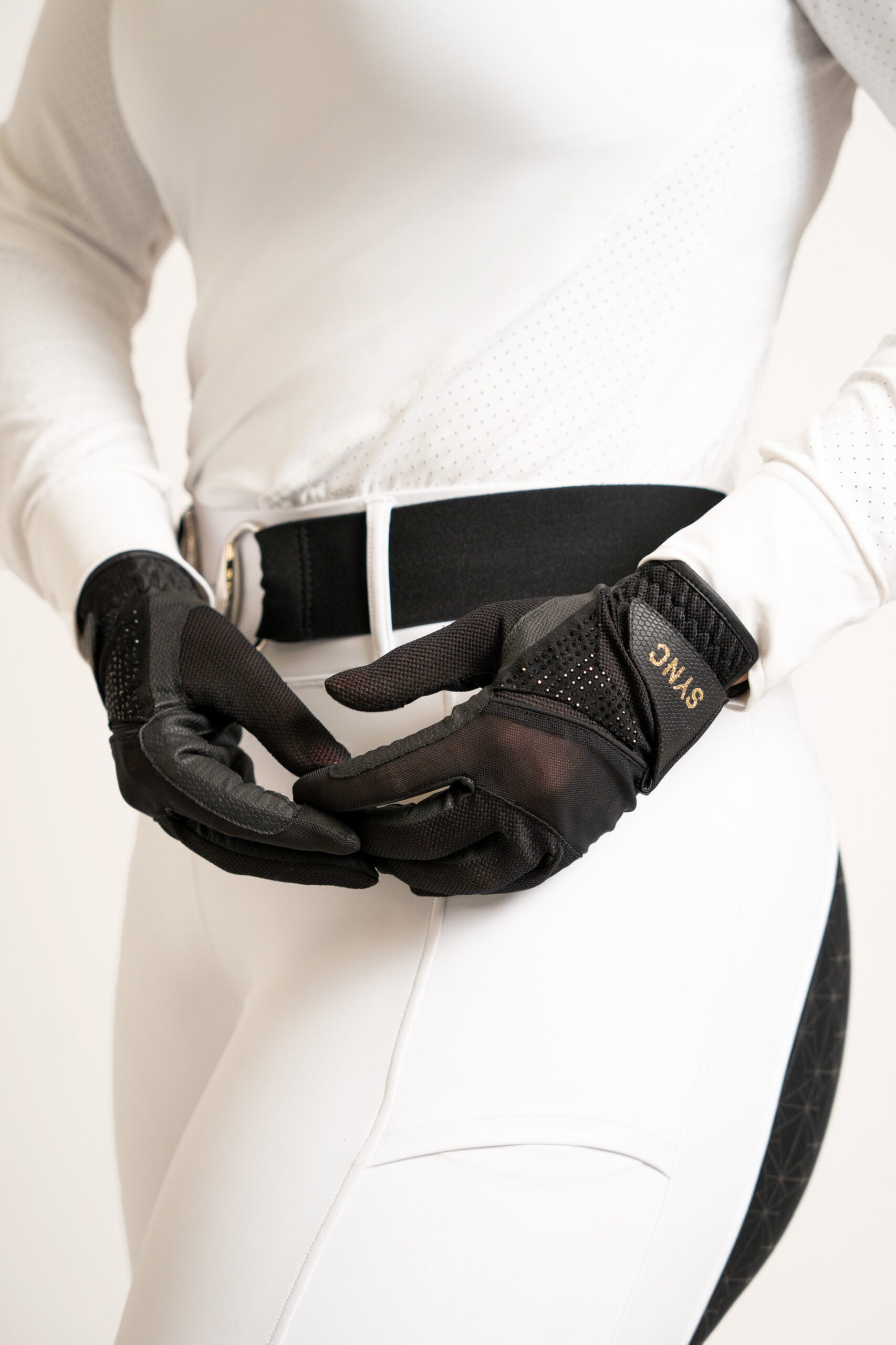 Dragon Cooling Summer Perforated Leather gloves(black)