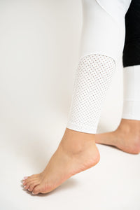 Elevate PULL ON with Black full seat