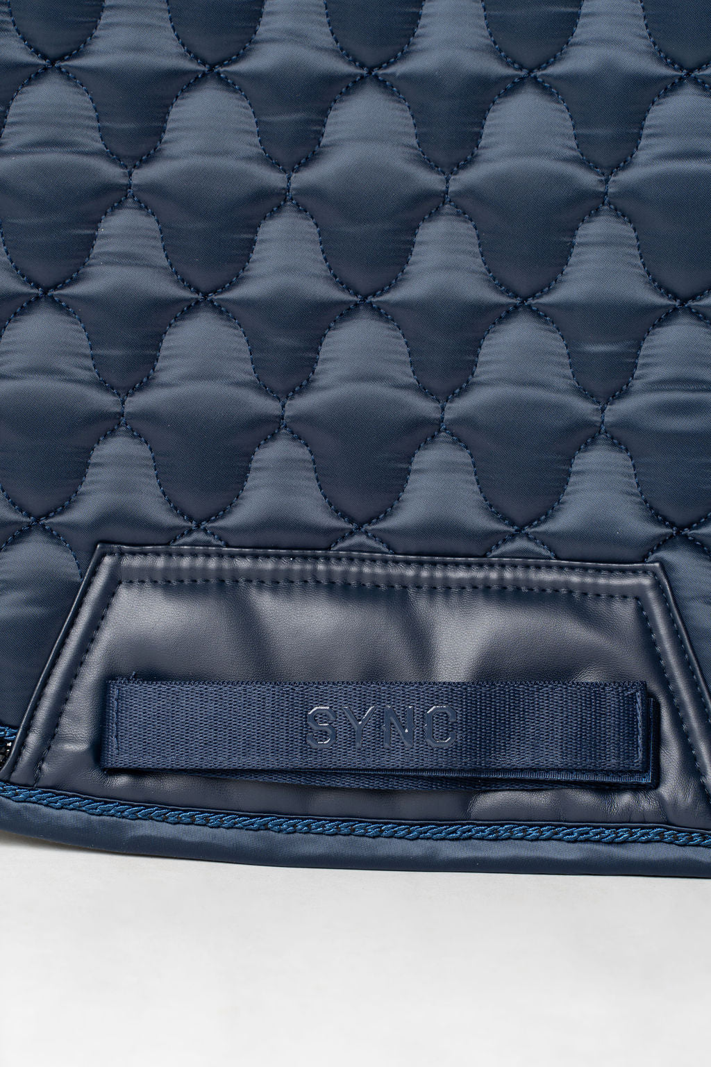 Dragon Luxe Saddle Pad (Jumping/Navy)