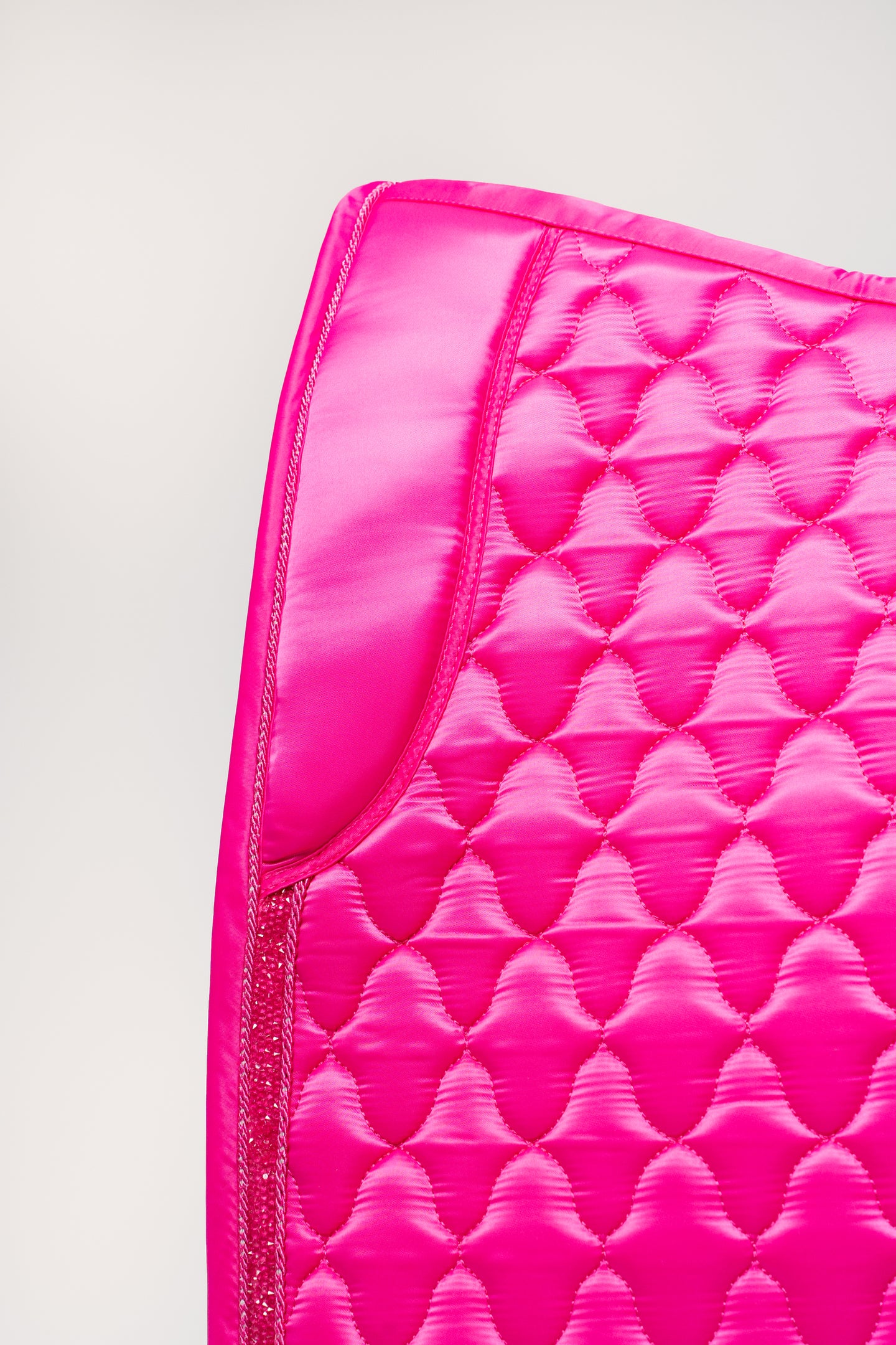Dragon Luxe Saddle Pad (Dressage/Hot Pink)