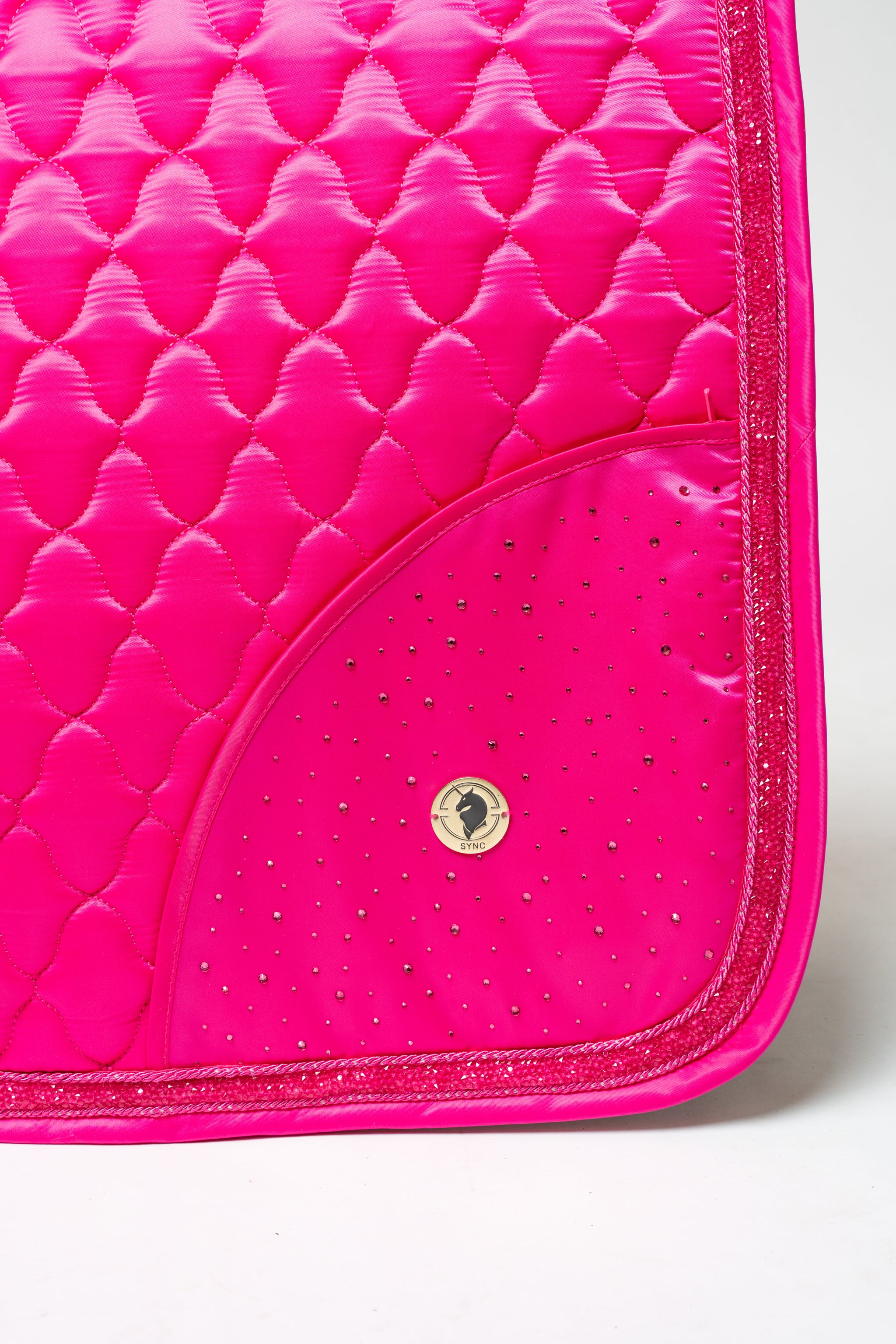 Dragon Luxe Saddle Pad (Dressage/Hot Pink)