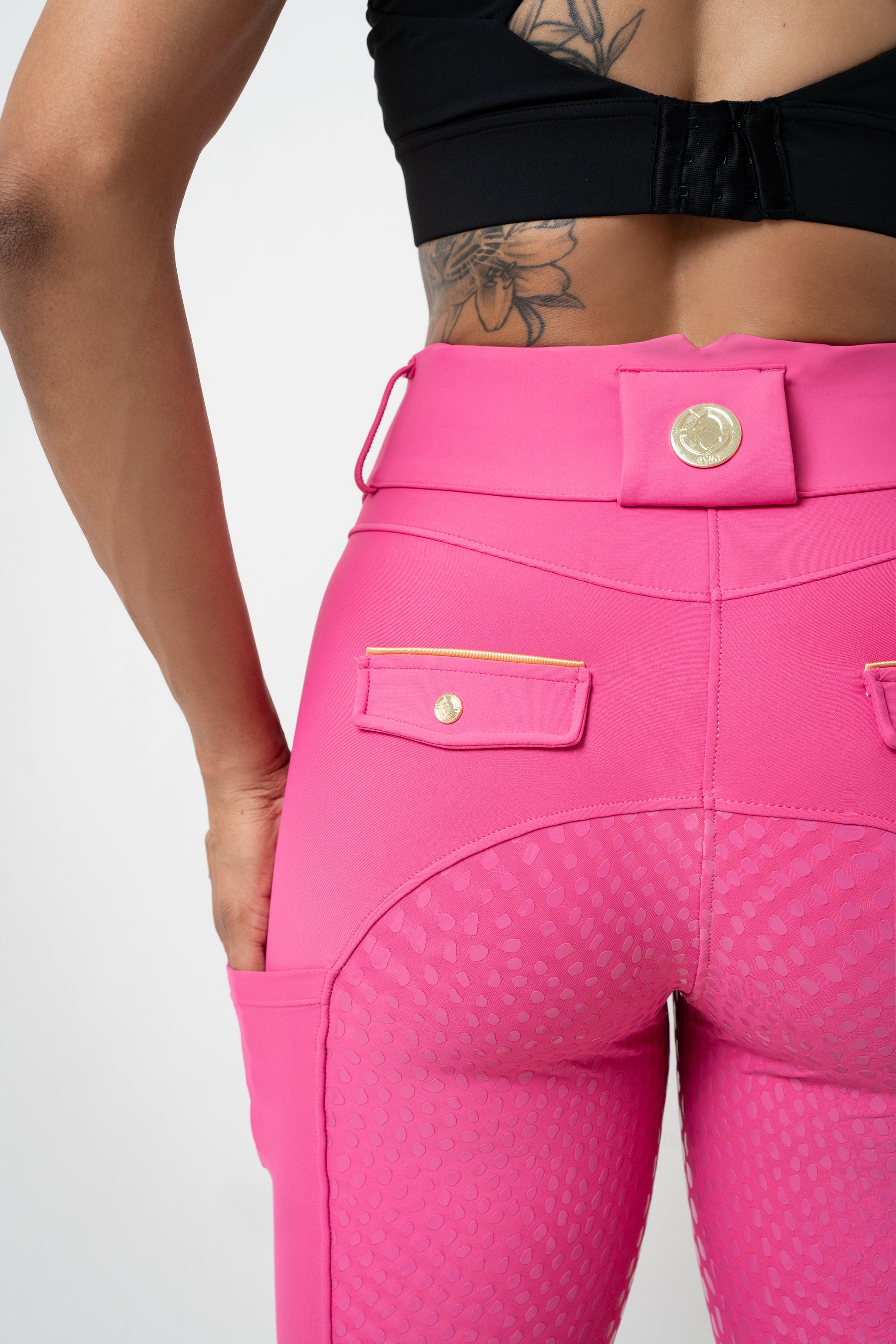 Venom Pro Full Seat in Power Pink